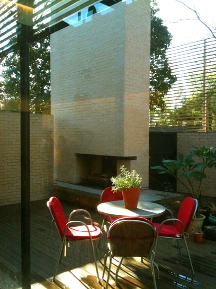 14_outdoor_fireplace