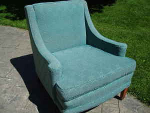 Great reupholstery candidate, $40.