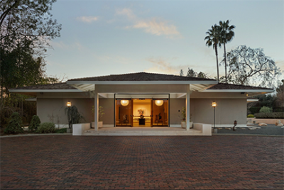 Exterior view of the Knoll House private art museum, in Pasadena, CA. Photo by Cameron Carothers.